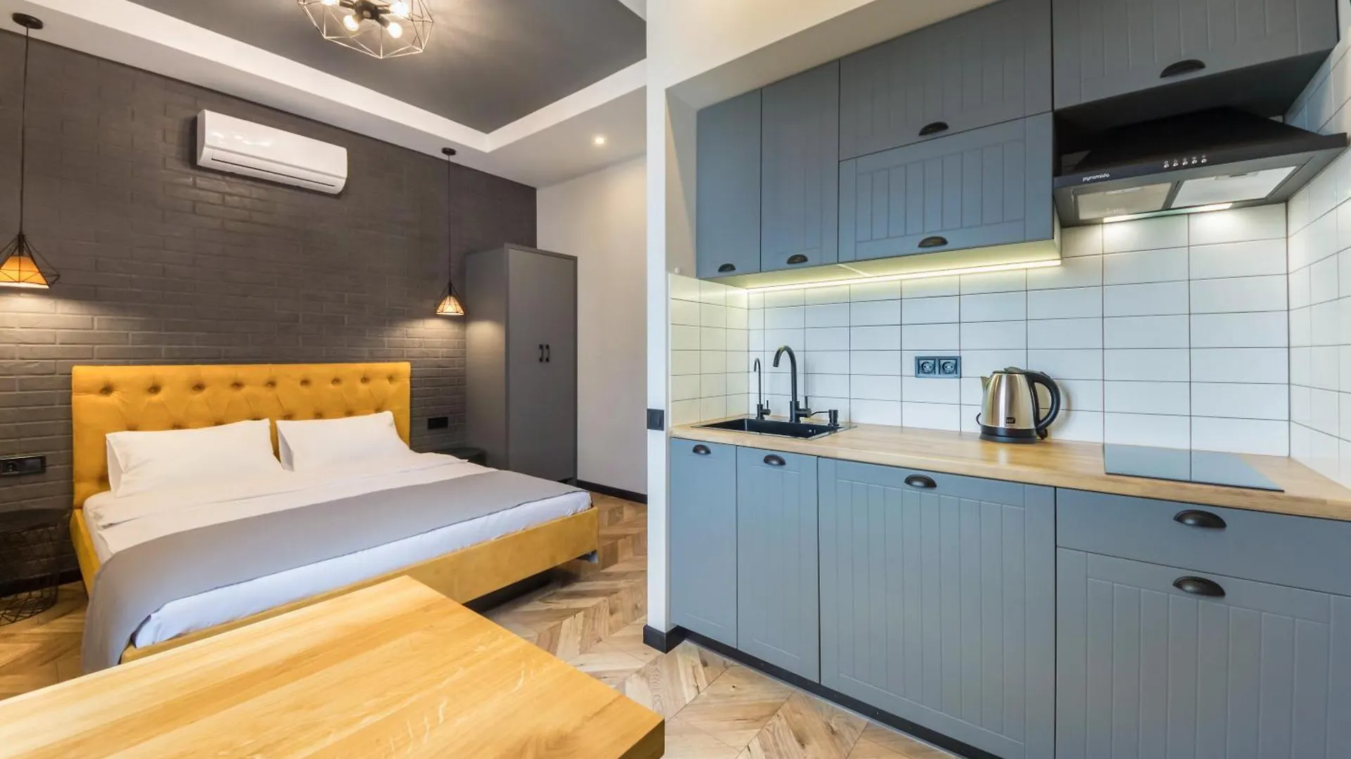 Aparthotel Idea Design Apart-Hotel Prorizna Kyiv