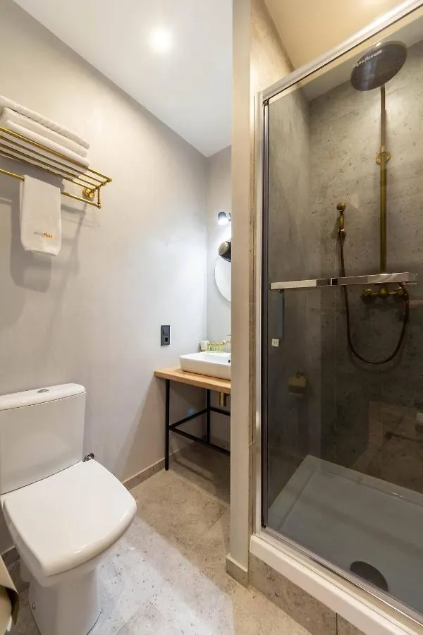 Idea Design Apart-Hotel Prorizna 基輔 4*,  乌克兰