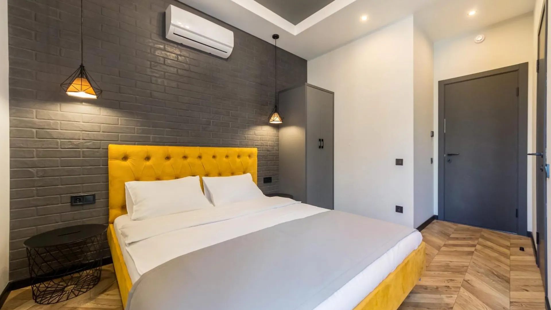 Idea Design Apart-Hotel Prorizna 基輔 4*,  乌克兰