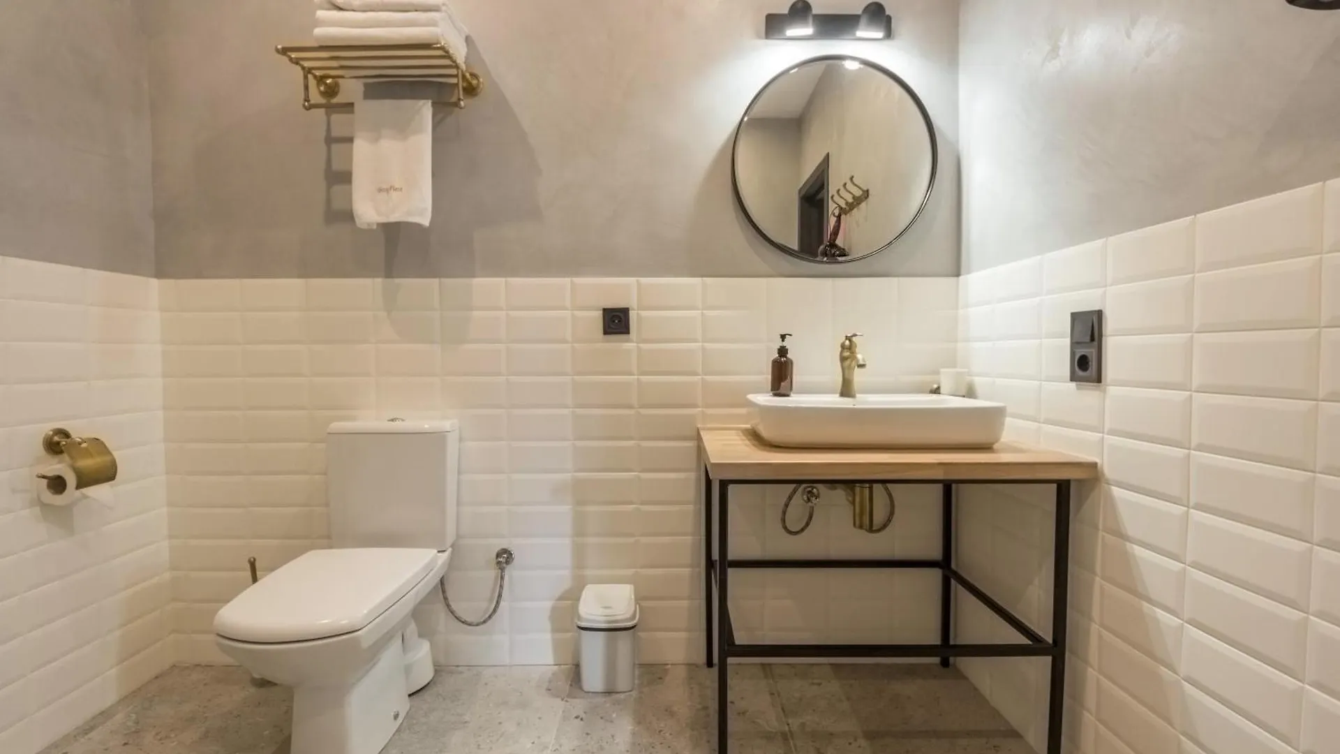 Idea Design Apart-Hotel Prorizna 基輔 4*,